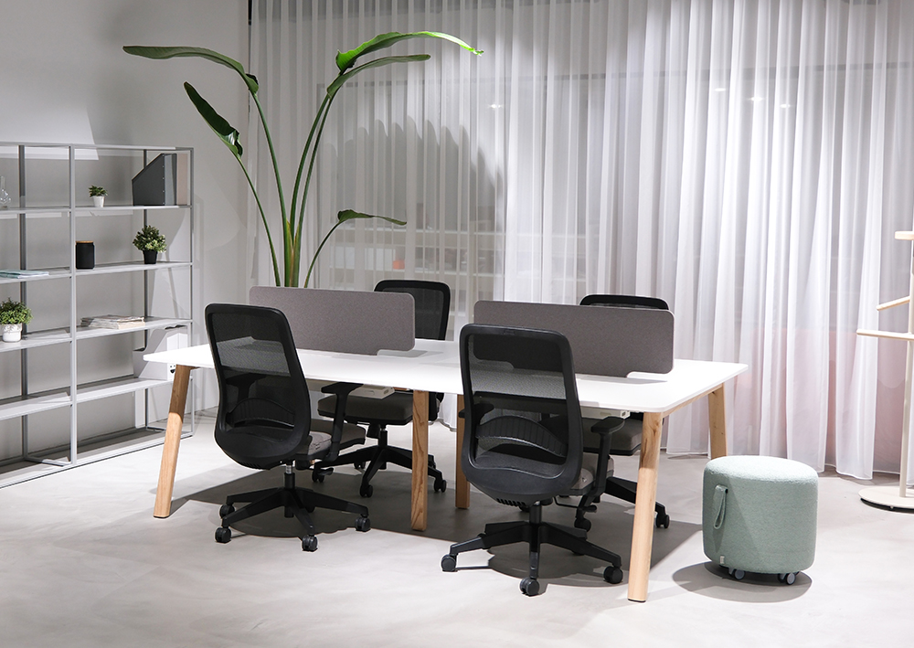 المديرون التنفيذيون يدعون الموظفين للعودة إلى المكتب