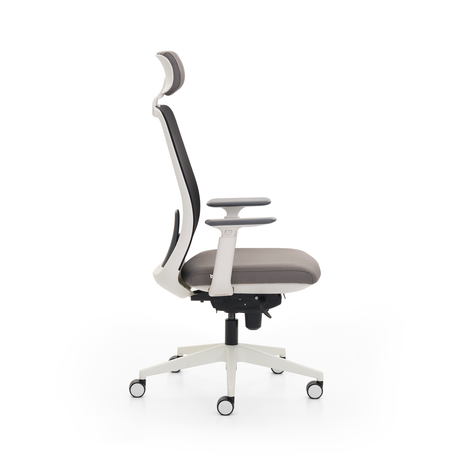 Eva Beyaz Yönetici Koltuğu 3