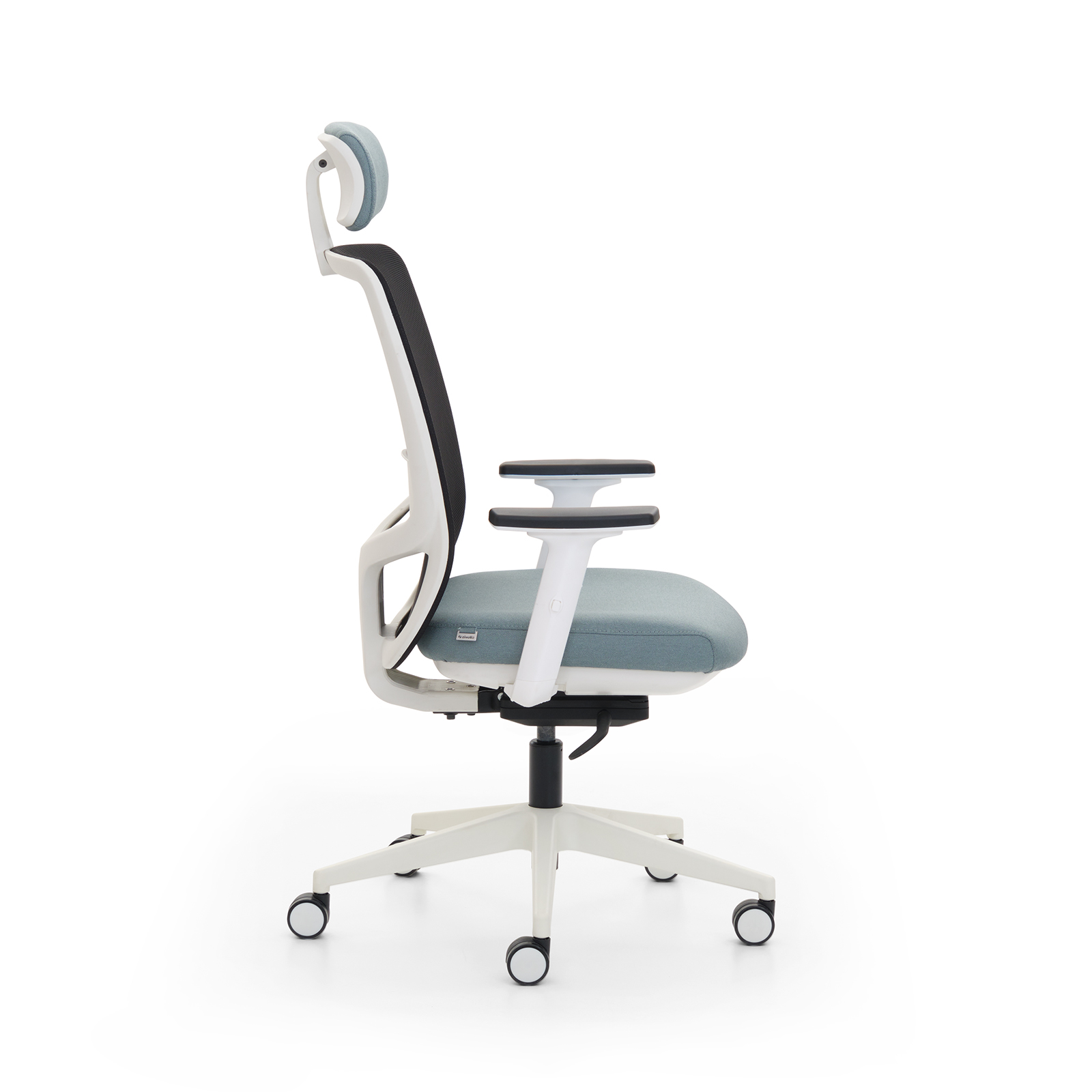 Tami Beyaz Yönetici Koltuğu 3